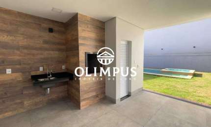 Casa com 3 quartos à venda na Cidade Jardim, Uberlândia 