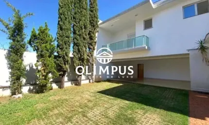 Excelente oportunidade de casa em estilo sobrado com 565m² de área construída em ótimo bairro e localização