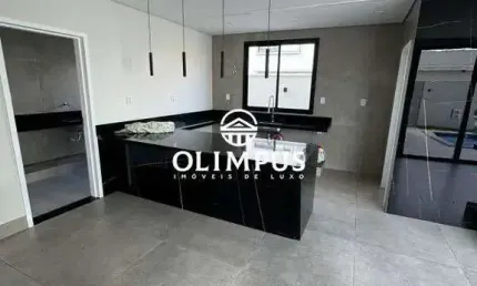 Casa Sobrado com Acabamento Impecável e Sustentabilidade no Condomínio Alphaville