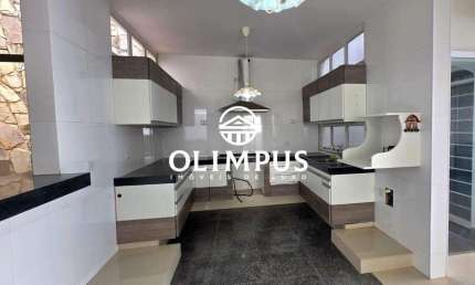 CÓD. 6061 - Excelente Casa com 420 m² – Bairro Nossa Senhora Aparecida