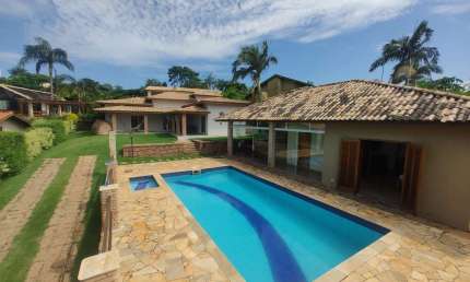 Casa em Condomínio: 4 Quartos, 1 Suíte, 3 Banheiros na Cidade de Itupeva-SP - Bairro Horizonte Azul - 4 Vagas - 220m².