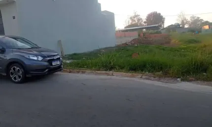 Terreno com 150,00m², plano excelente localização.  aceita financiamento.
