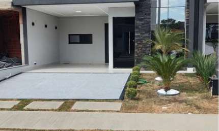 Casa em Condomínio à Venda em Indaiatuba-SP, 3 Quartos, 3 Suítes, 2 Salas, 4 Banheiros, 3 Vagas, 138m²: Imperdível no Loteamento Park Gran Reserve!