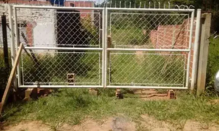 Terreno à venda no Portal Santiago, Itu  por R$ 210.000