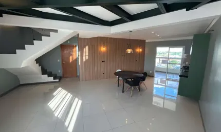 Lindo Apartamento Duplex com excelente localização Edificio Mathilde.