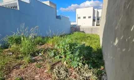 Terreno com 153,20m², plano, misto. Excelente localização.