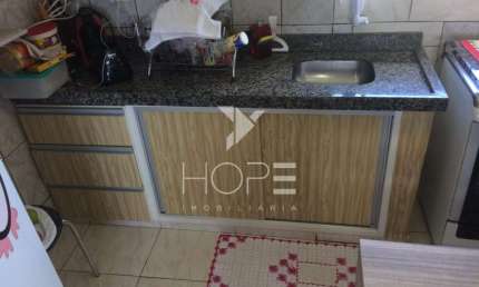 Apartamento à Venda no Conjunto Habitacional José Garcia Molina, Londrina - PR | 03 Quartos, Send