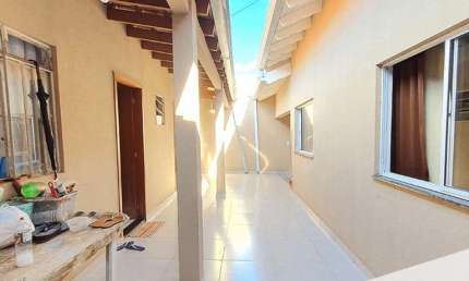 Casa com 4 quartos à venda no Conjunto Café, Londrina 