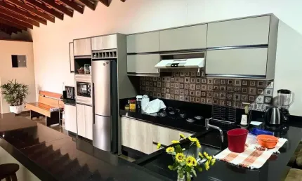 Casa com 3 quartos à venda no Jardim Shangri la, Londrina 