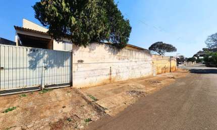 Casa com 4 quartos à venda no Paulista, Londrina 