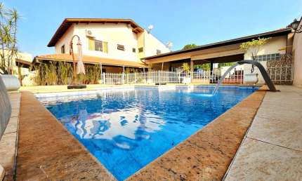 Casa com 5 quartos à venda no Coliseu, Londrina 