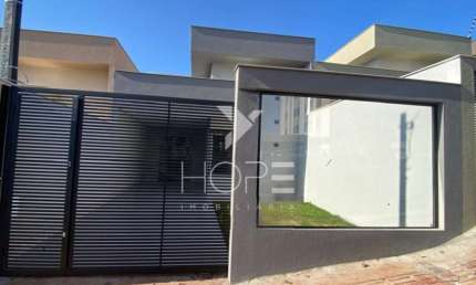 Casa com 3 quartos à venda no Jardim Novo Sabará, Londrina 