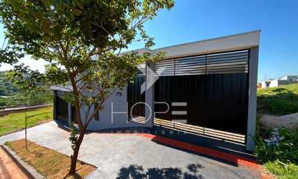 Casa com 3 quartos à venda no Jardim Olímpico, Londrina 