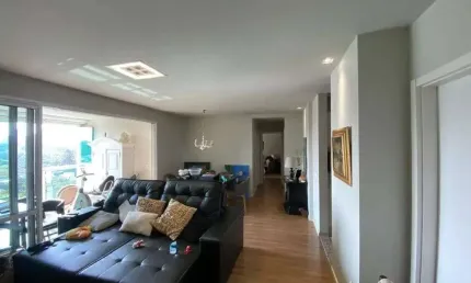 Apartamento com 3 quartos à venda na Avenida Guedner, 683, Zona 08, Maringá