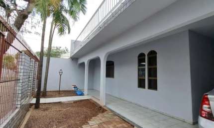 Casa com 4 quartos à venda na Rua Pioneiro Mário Buralli, 263, Parque Lagoa Dourada, Maringá