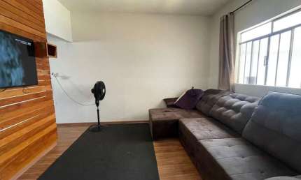 Casa com 2 quartos à venda na Rua Rio Congoinhas, 1112, Parque Residencial Tuiuti, Maringá