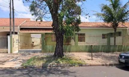Casa com 5 quartos à venda na Rua Inhaúma, 403, Zona 03, Maringá