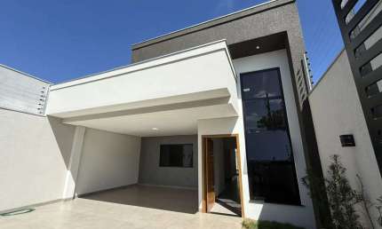 Casa com 2 quartos à venda na Rua Rodolpho Maibon Moreira, 975, Jardim Diamante, Maringá