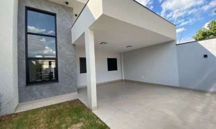 Casa com 2 quartos à venda na Rua Marçal Candido Siqueira, 268, Jardim Monte Rei, Maringá