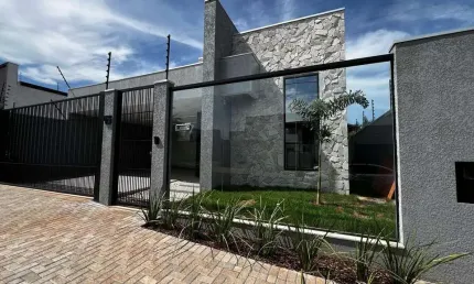 Casa com 3 quartos à venda na Rua Pioneiro Jones Sales Pontes, 45, Jardim Munique, Maringá