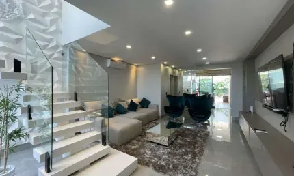Casa com 3 quartos à venda na Rua Joaquim P Guedes, 111, Jardim Paris VI, Maringá