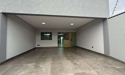Casa com 2 quartos à venda na Rua Miguel Romeiro, 414, Jardim Três Lagoas, Maringá