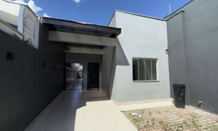 Casa com 2 quartos à venda na Rua Miguel Romeiro, 445, Jardim Três Lagoas, Maringá