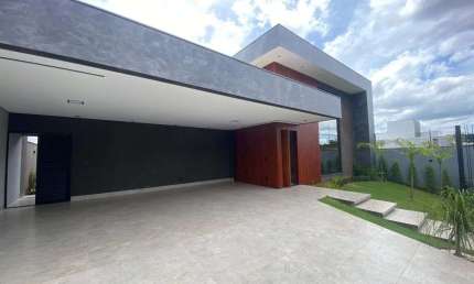 Casa com 1 quarto à venda na Rua Nelson De Britto, 537, Jardim Michelangelo, Maringá