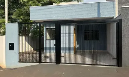 Casa com 2 quartos à venda na Avenida Belo Horizonte, 2012, Jardim Tropical, Sarandi
