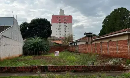 Terreno à venda na Rua Paraíso, 465, Vila Marumby, Maringá