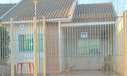 Casa com 3 quartos à venda na Rua Maria Garcia de Souza, 286, Jardim Araucária, Maringá