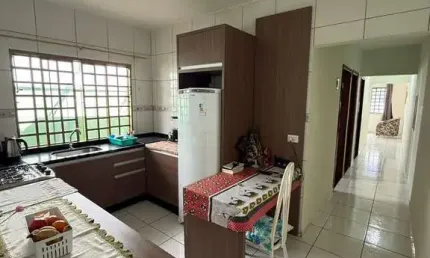 Casa com 3 quartos à venda na Rua Pioneiro João Custódio Pereira, 491, Parque Tarumã, Maringá