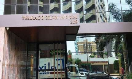 Apartamento com 4 quartos para alugar na Rua Silva Jardim, 205, Zona 01, Maringá