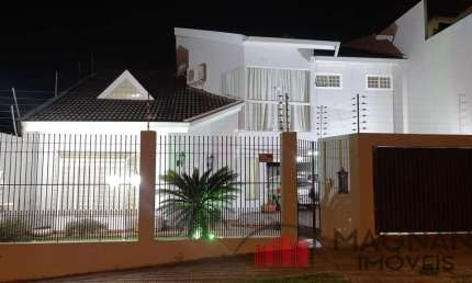 Casa com 4 quartos à venda na Avenida 7 de Setembro, 33, Jardim da Glória, Maringá