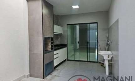 Casa com 3 quartos à venda na Rua Bem-te-vi, 2122, Conjunto Residencial Ney Braga, Maringá