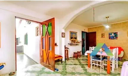 CERAMICA Casa 211M², 2 dormitórios, 1 suíte 4 vagas ótima localização e valor !!!