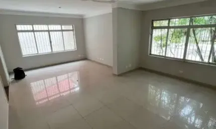 Jabaquara Sobrado 200M², 3 dormitórios, 1 suíte, 4 vagas a 10 minutos da estação do metro Jabaquara !!!