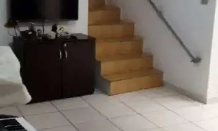 Casa 190M², 3 dormitórios, 1 suíte, 2 vagas ótima localização e valor !!!