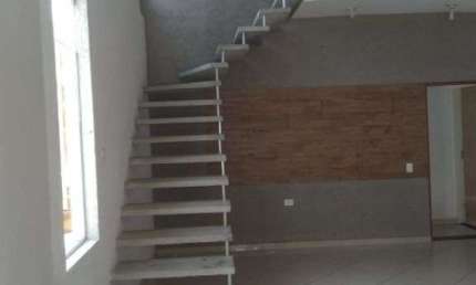 Sobrado com 4 dormitórios à venda por R$ 688.500, - Vila das Mercês - São Paulo/SP