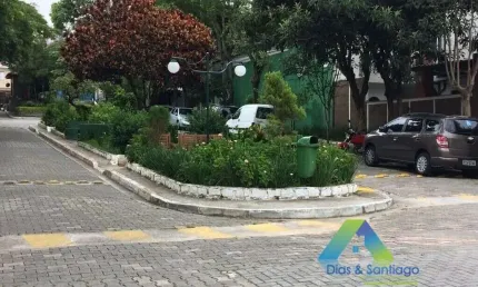 Sobrado com 4 dormitórios à venda, 200 m² por R$ 859.000,00 - Vila das Mercês - São Paulo/SP