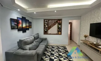 Sobrado com 92m² com localização privilegiada 850mts da Estação Tamanduateí