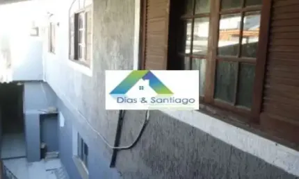 Sobrado comercial com 11 salas, 2 elevadores, cozinha , 6 banheiros, 2 vagas de garagem, portão eletrônico, sistema verisure e câmeras instalado.