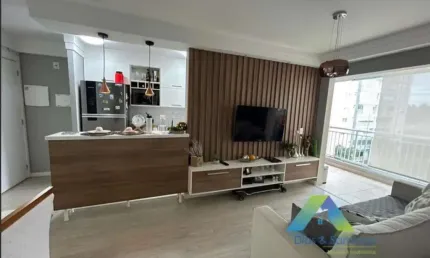 Excelente  apartamento reformado com alto padrão de acabamento em área nobre do Morumbi.