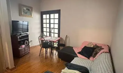 Apartamendo à venda com 3 dormitórios e 2 banheiros de frente para Avenida Paulista !!