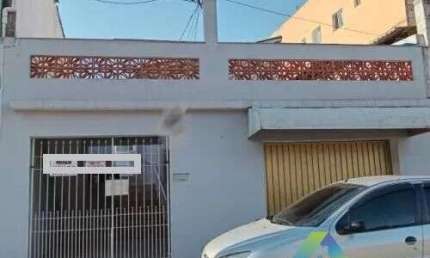 Casa à venda no bairro Vila Palmares - Santo André/SP