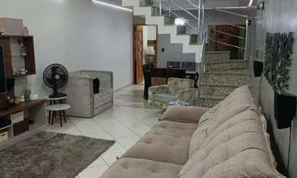 Casa com 3 quartos à venda na Rua Paramu, Vila Alpina, São Paulo