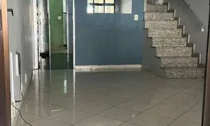 Sobrado Padrão com 100m² com 3 dorms, 1 vaga coberta, quintal em  localização privilegiada no Sacomã/Zsul