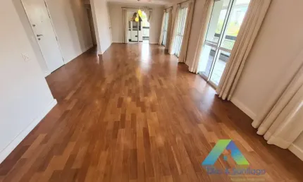 Apartamento Alto Padrão com 3 suítes e 5 vagas em Campo Belo, São Paulo/SP
