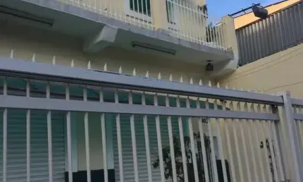 Prédio Comercial com 600m² em 3 pavimentos na área nobre e plana na Vila das Mercês/Ipiranga.