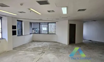 Sala comercial com 9 vagas em Vila Olímpia, São Paulo/SP